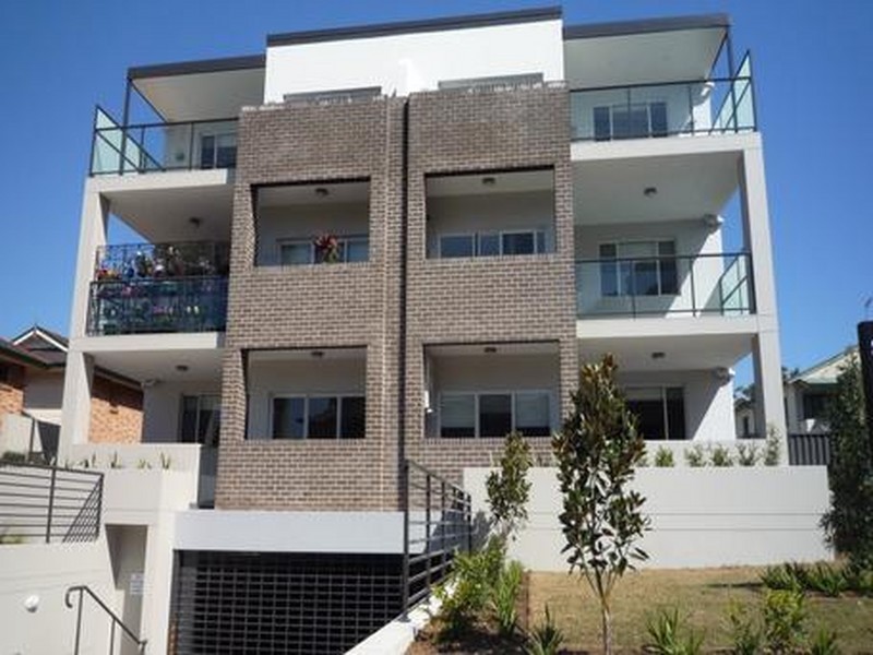 10/64-66 Flora Street, Kirrawee NSW 2232