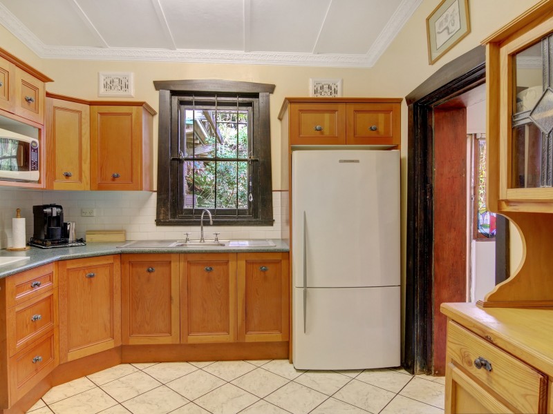 38 Planthurst Road, Carlton NSW 2218