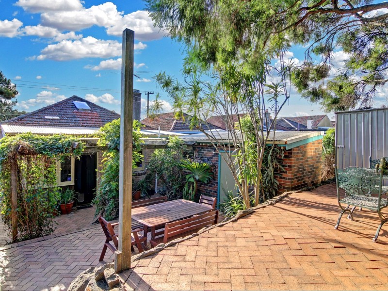 38 Planthurst Road, Carlton NSW 2218