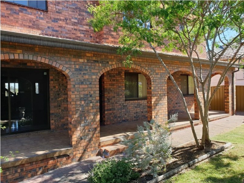 2 Bidurgal Avenue, Kirrawee NSW 2232