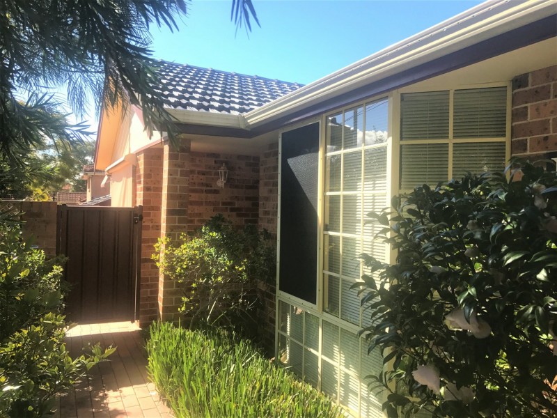 1/1 Moona Road, Kirrawee NSW 2232