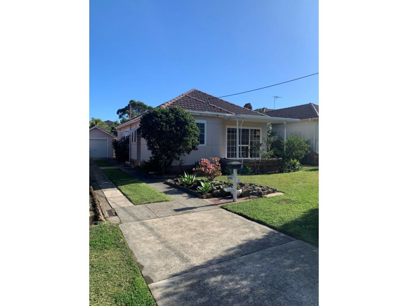 121 Manchester Rd, Gymea NSW 2227