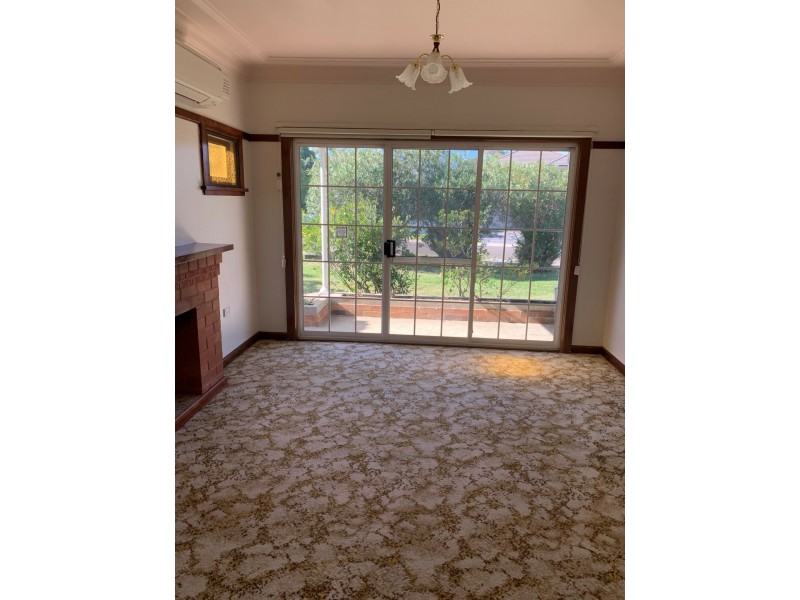 121 Manchester Rd, Gymea NSW 2227