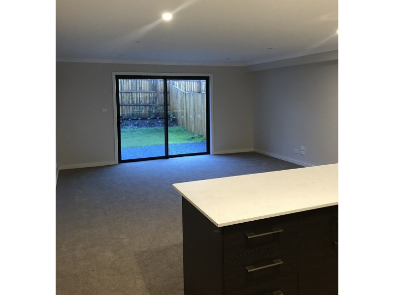 34b Wallbank Way, Bulli NSW 2516