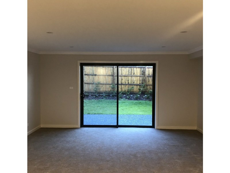 34b Wallbank Way, Bulli NSW 2516