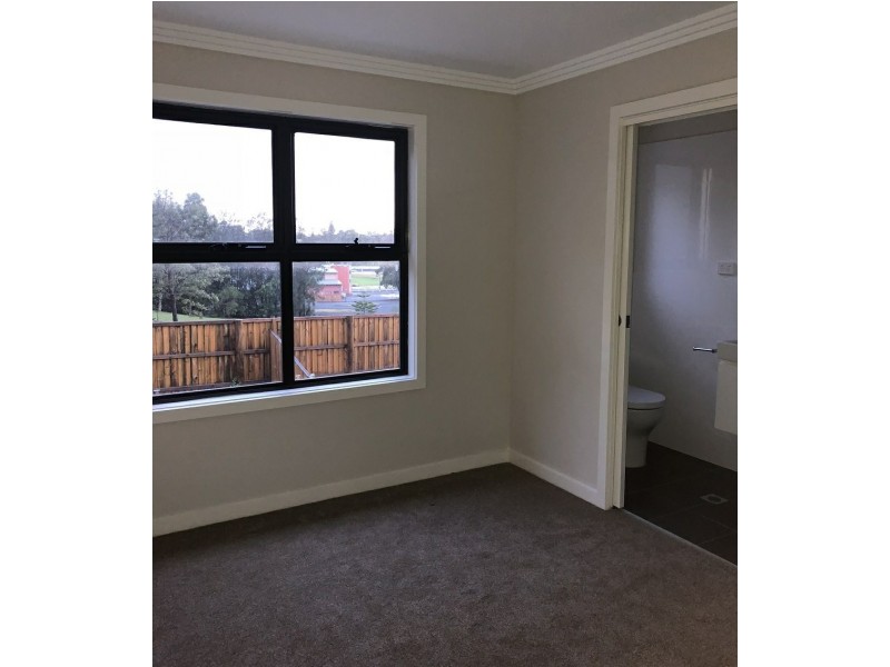 34b Wallbank Way, Bulli NSW 2516