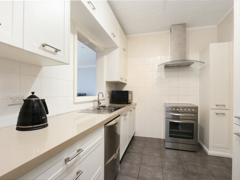 128 Acacia Road, Kirrawee NSW 2232