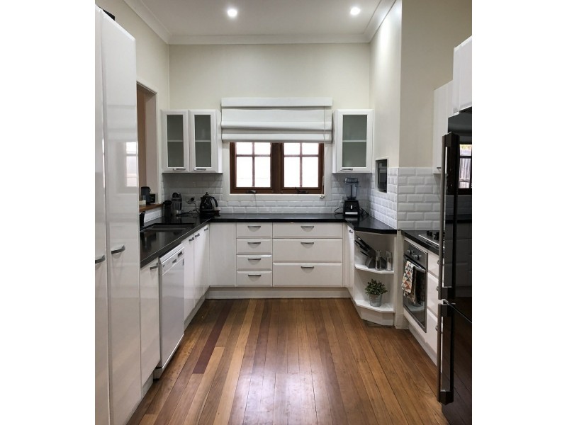 10 Milburn Road, Gymea NSW 2227