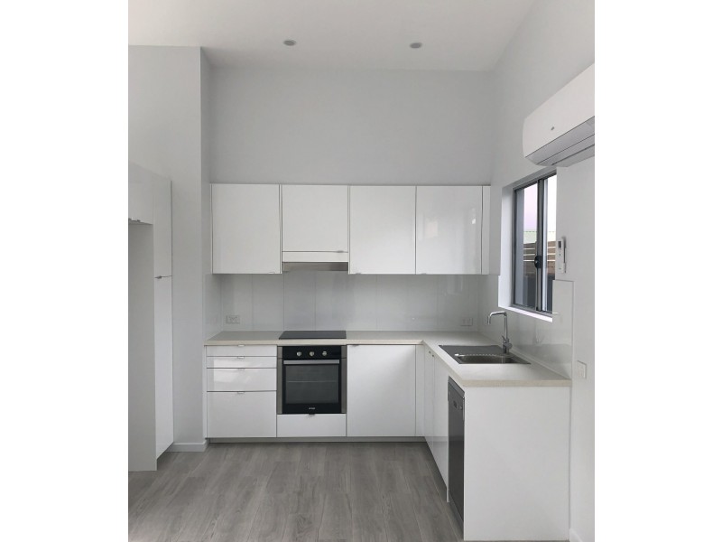 12a Kirrawee Avenue, Kirrawee NSW 2232