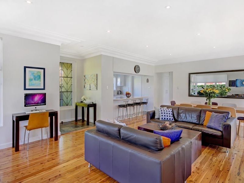 27 Macdonald Cres, Bexley North NSW 2207