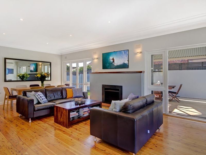 27 Macdonald Cres, Bexley North NSW 2207