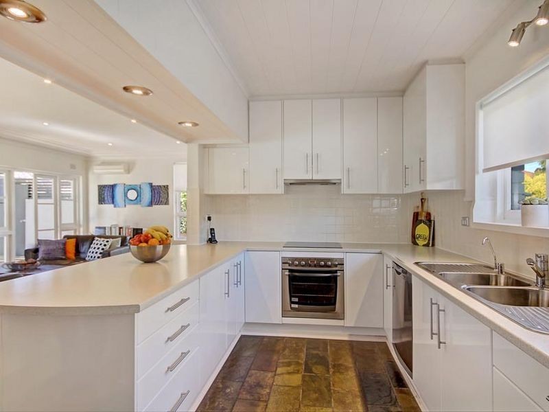 27 Macdonald Cres, Bexley North NSW 2207