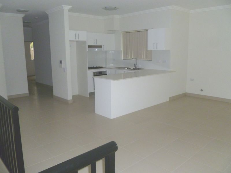 7/73-75 Acacia Road, Kirrawee NSW 2232