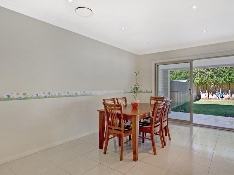 2/112 Garnet Road, Gymea NSW 2227