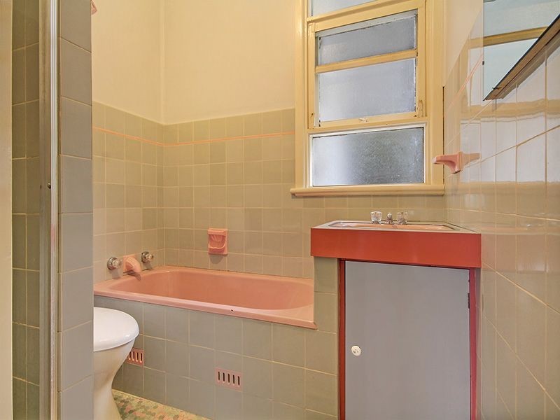 30 Cudgee Rd, Gymea Bay NSW 2227