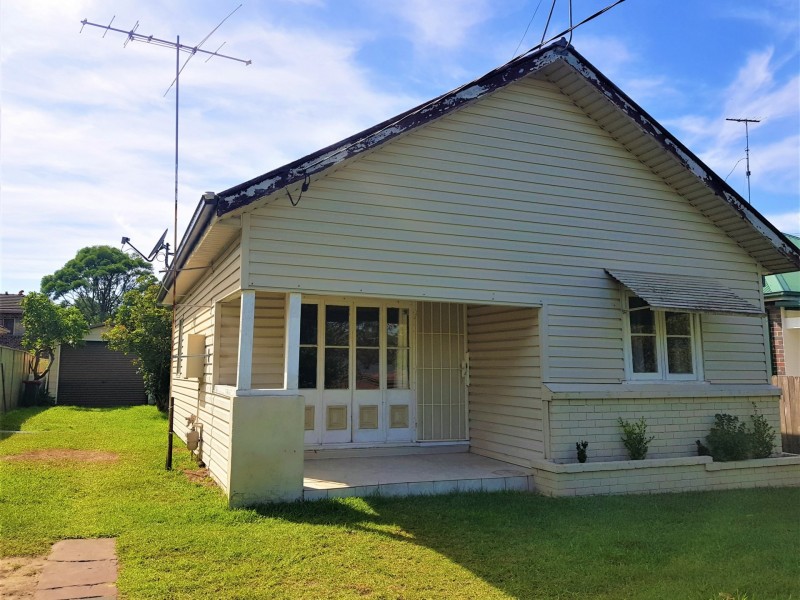 74 Belmont Street, Sutherland NSW 2232