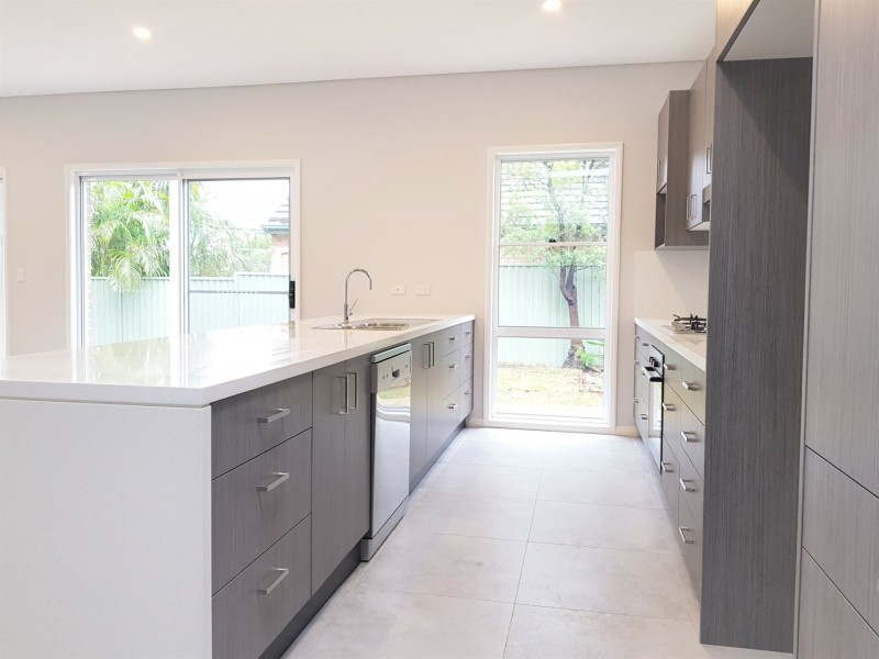 1B Spur Crescent, Loftus NSW 2232