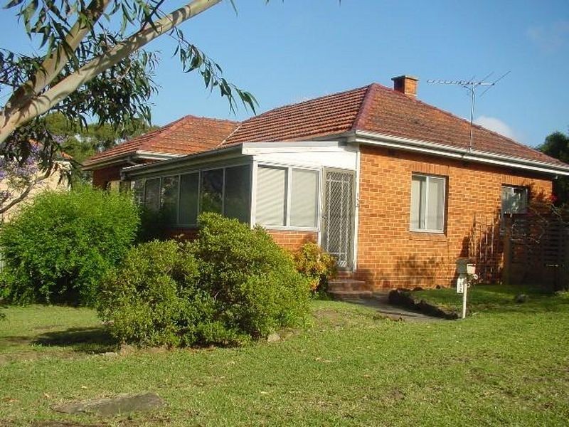 152 Waratah St, Sutherland NSW 2232