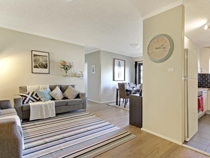 2/91 Auburn St, Sutherland NSW 2232