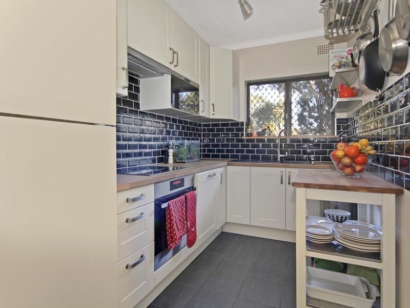 2/91 Auburn St, Sutherland NSW 2232