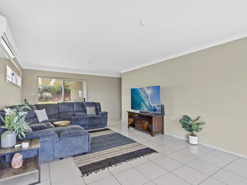 25 Flame Tree Circuit, Woonona NSW 2517