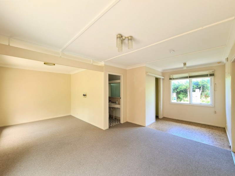 30 Toronto Parade, Sutherland NSW 2232