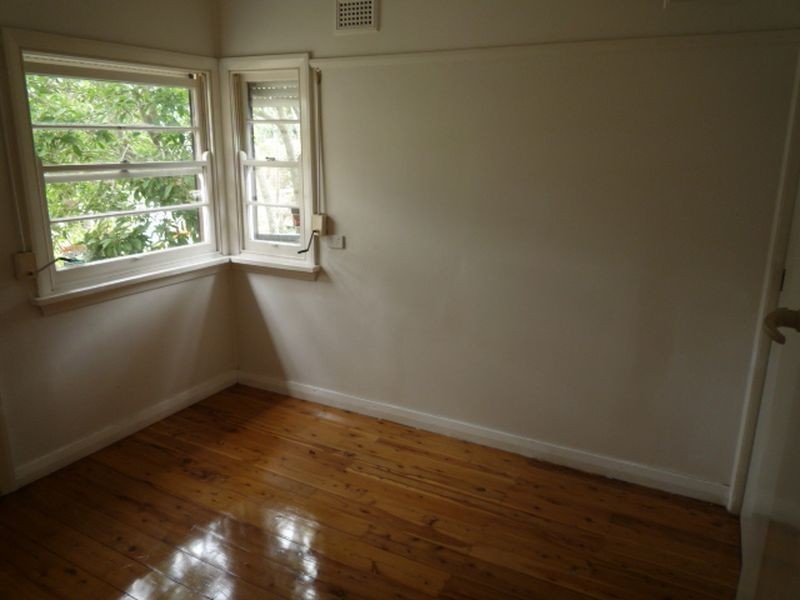 262 President Avenue, Miranda NSW 2228