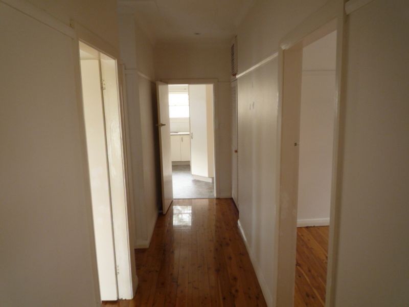 262 President Avenue, Miranda NSW 2228