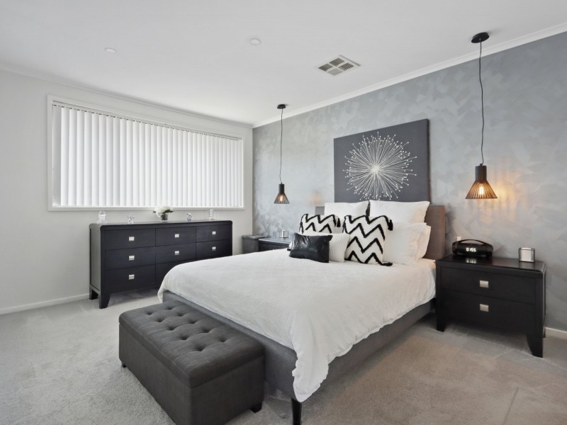 16 Meadow Place, Miranda NSW 2228