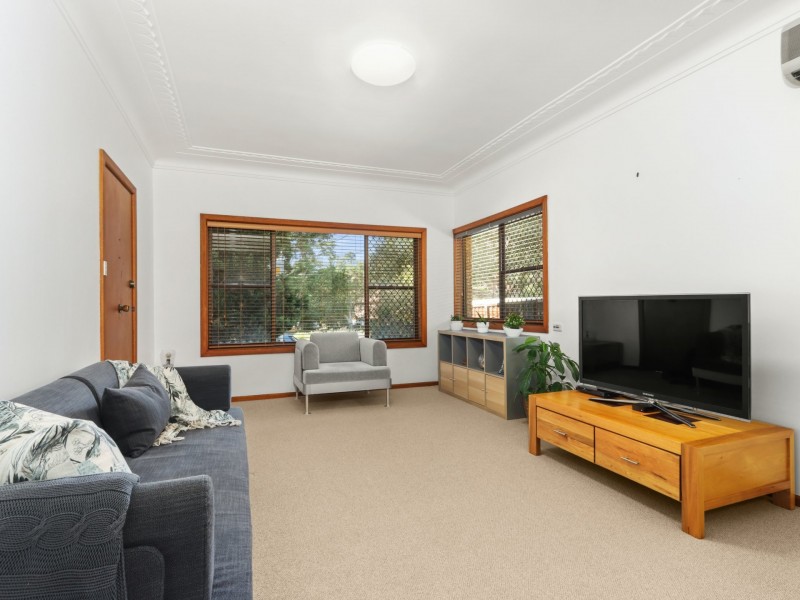 275 Taren Point Road, Caringbah NSW 2229