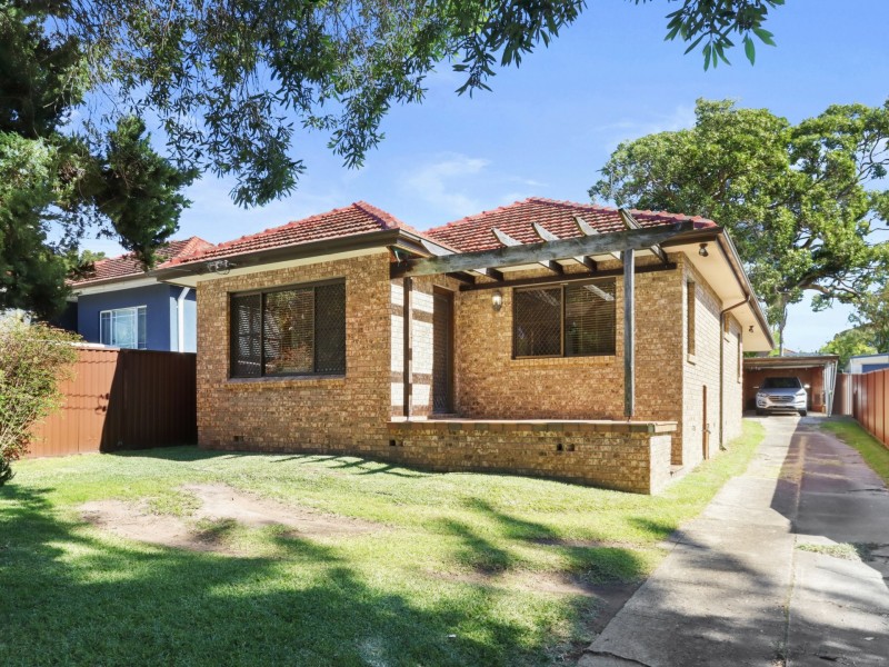 275 Taren Point Road, Caringbah NSW 2229