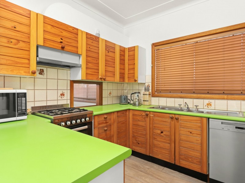 275 Taren Point Road, Caringbah NSW 2229