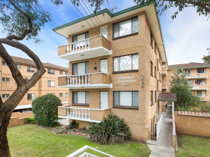 1/3-5 Curtis Street, Caringbah NSW 2229