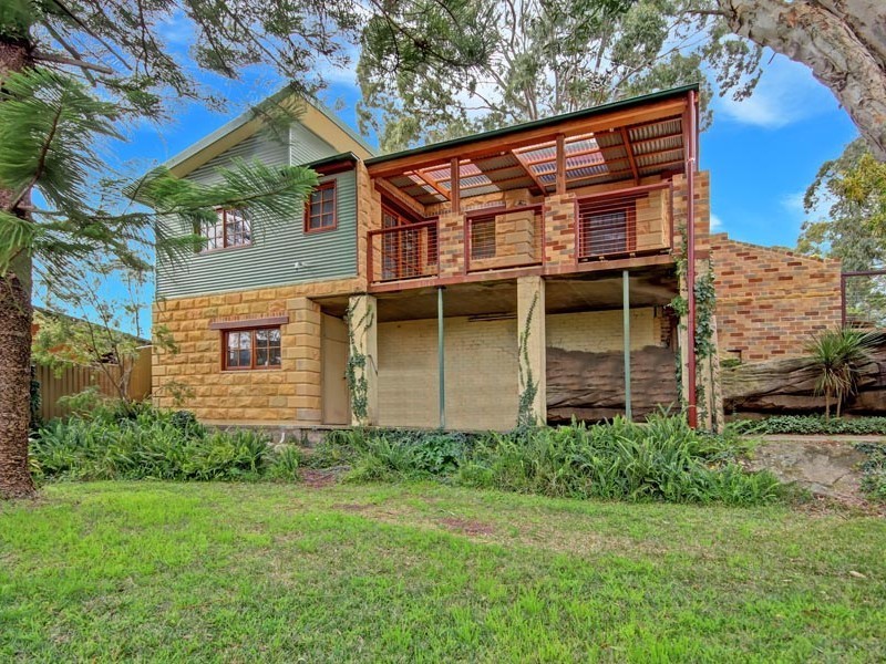 32 Abbott Road, Heathcote NSW 2233