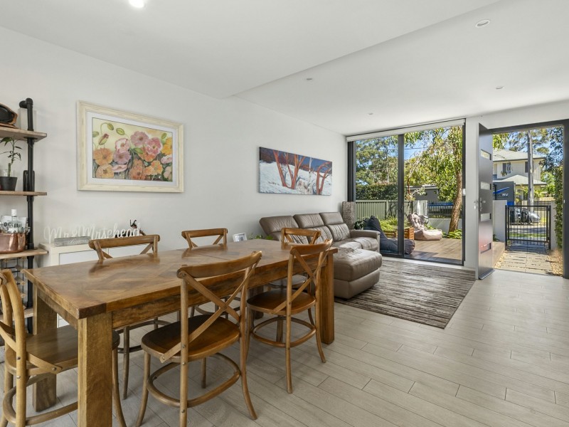 2/31-37 Durbar Avenue, Kirrawee NSW 2232