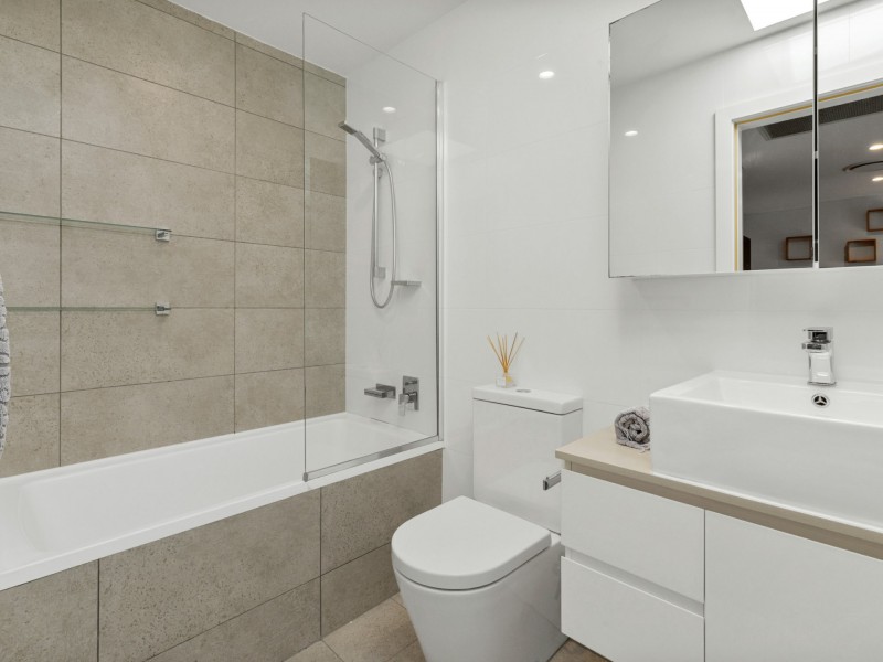 2/31-37 Durbar Avenue, Kirrawee NSW 2232