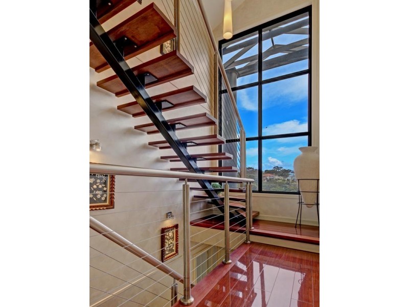 7 Kimberley Place, Gymea Bay NSW 2227