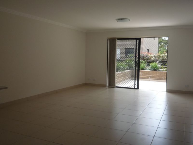 10/73-75 Acacia Road, Kirrawee NSW 2232