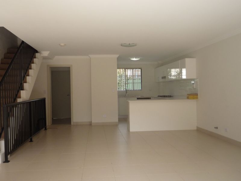 10/73-75 Acacia Road, Kirrawee NSW 2232