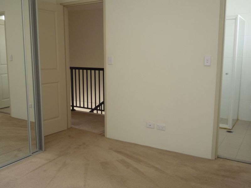 10/73-75 Acacia Road, Kirrawee NSW 2232