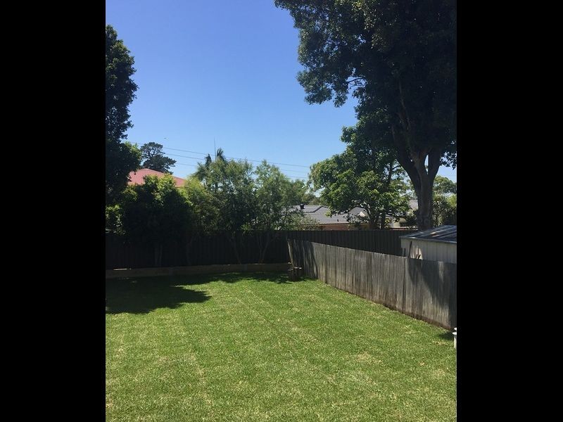 8 Pines Parade, Gymea NSW 2227