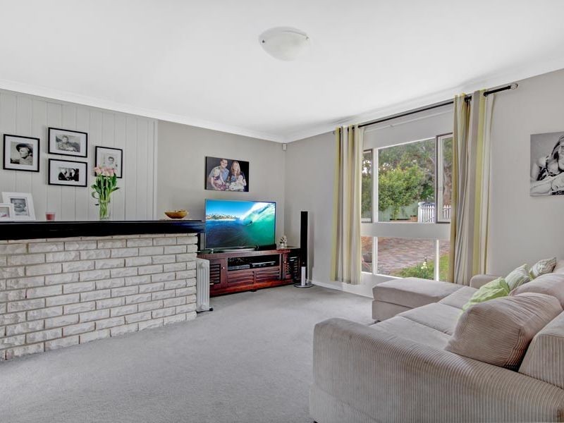27 Leonay St, Sutherland NSW 2232