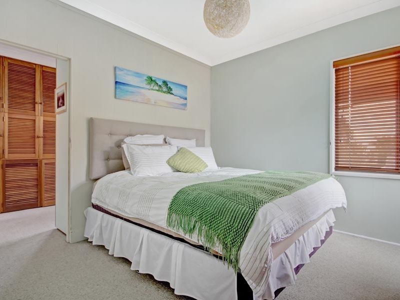 27 Leonay St, Sutherland NSW 2232