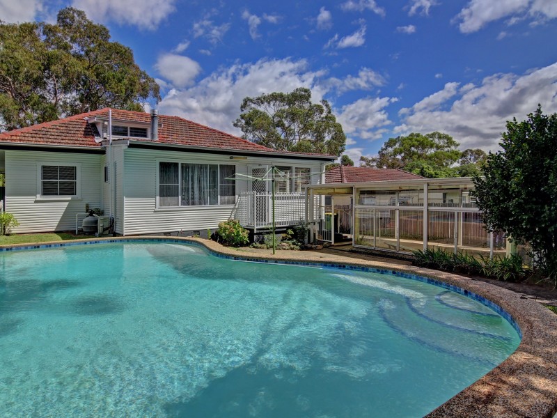 24 Orana Ave, Kirrawee NSW 2232