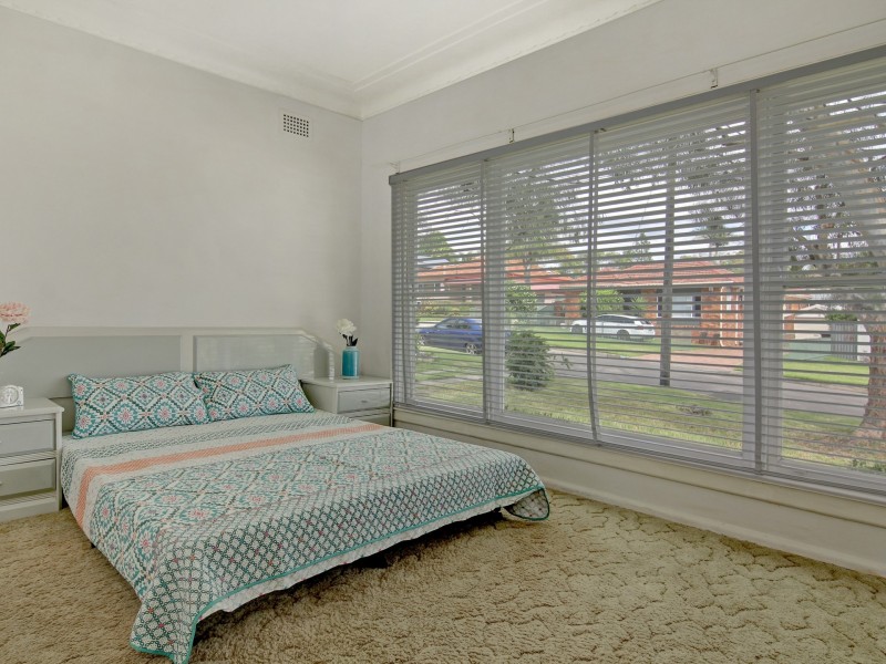 24 Orana Ave, Kirrawee NSW 2232