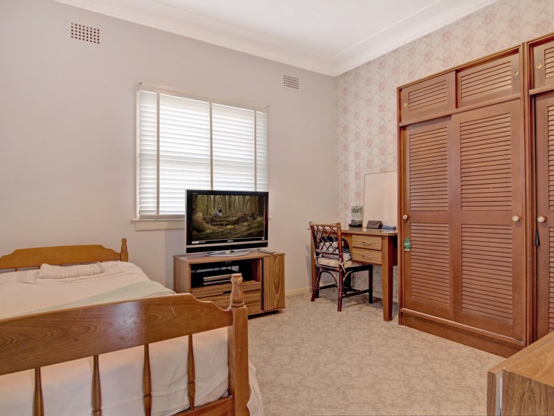 24 Orana Ave, Kirrawee NSW 2232