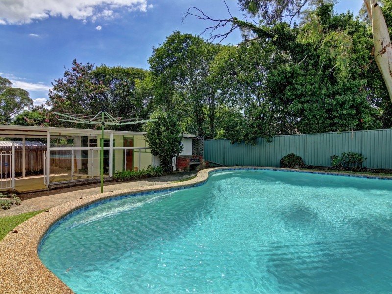24 Orana Ave, Kirrawee NSW 2232
