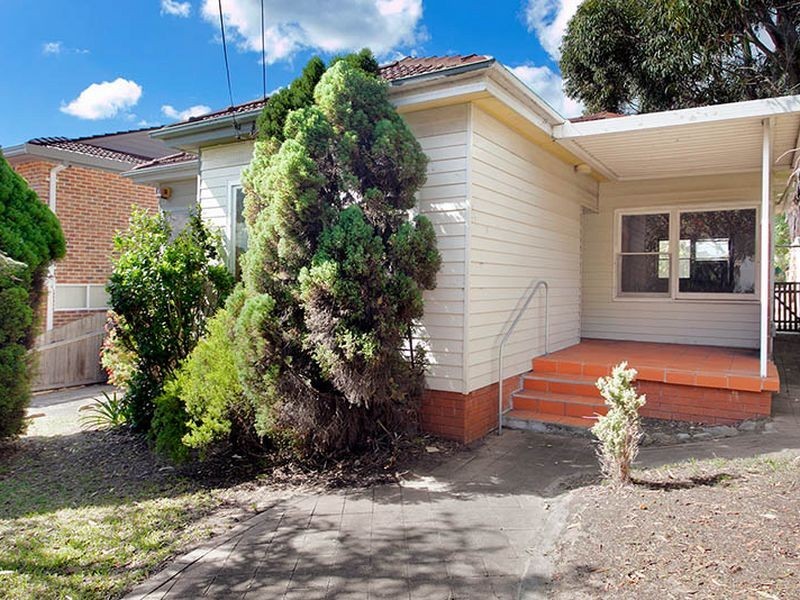 98 Garnet Road, Gymea NSW 2227