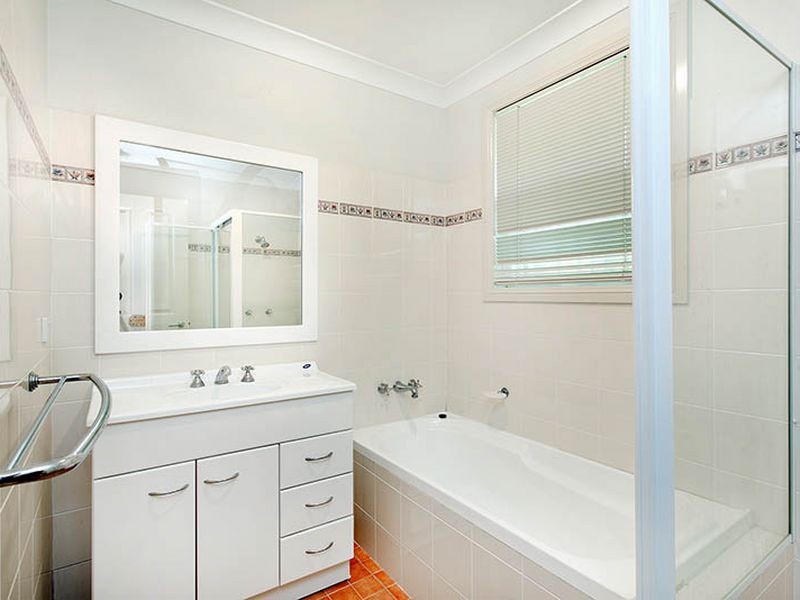 3/186 Bath Rd, Kirrawee NSW 2232