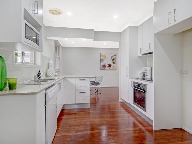 9 Parkview St, Miranda NSW 2228